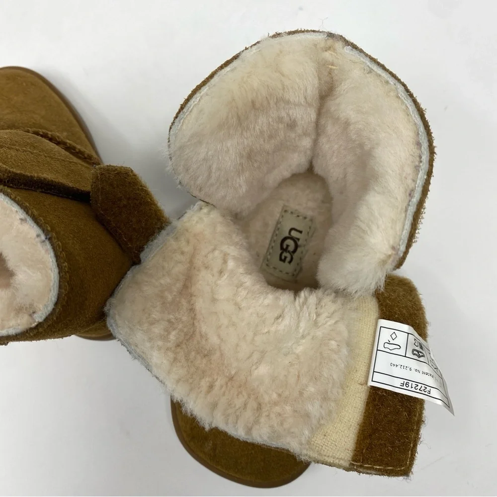 UGG Chestnut Boots Toddler Kids Size - Picture 7 of 7